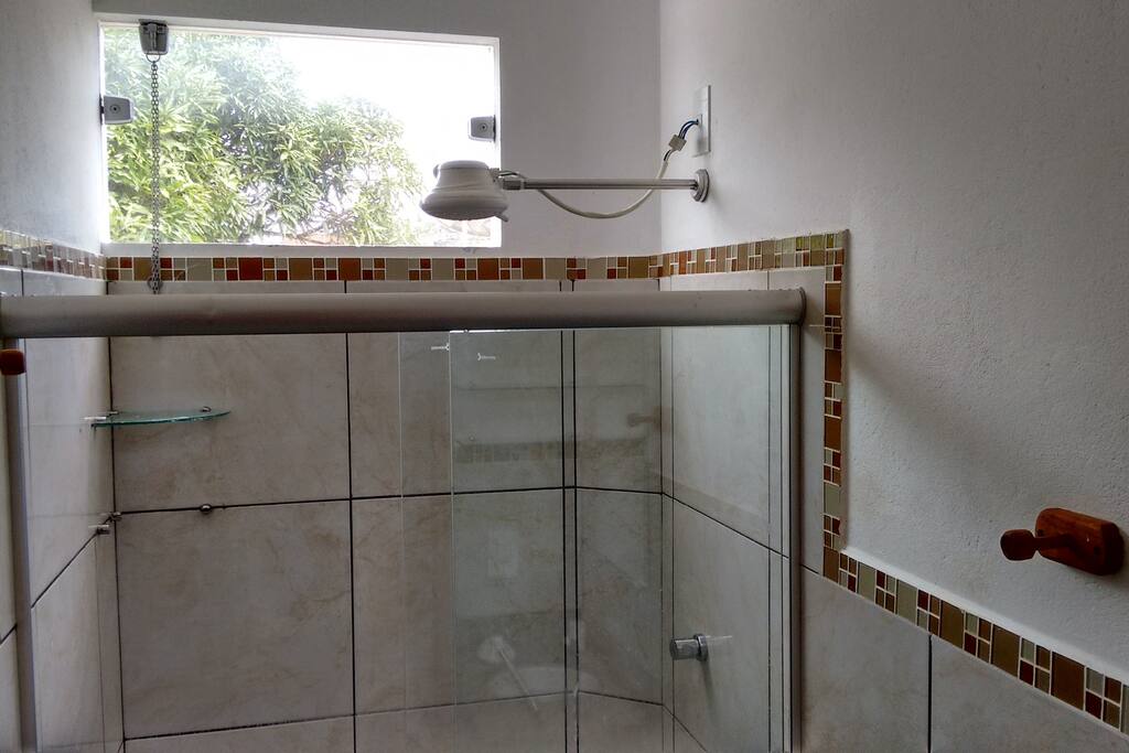Banheiro com box