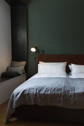 Vacation apartment with terrace and kitchen gallery image 2