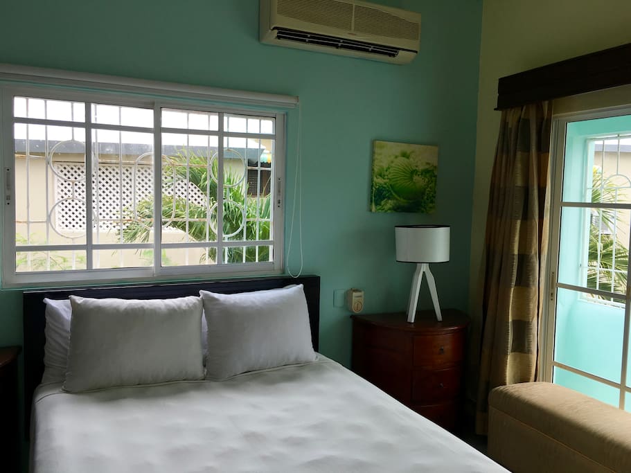 Dormitorio - Aire Acondicionado - Terraza
Bedroom - AC - Terrace