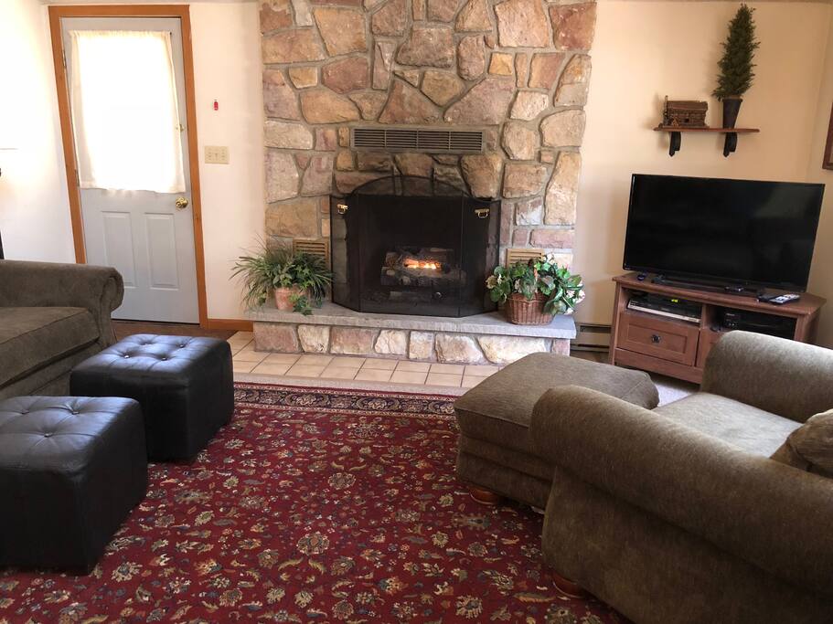 Living Room with Gas Fireplace