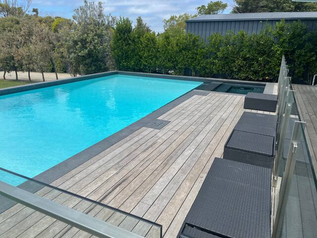 Rosemond gallery image 3