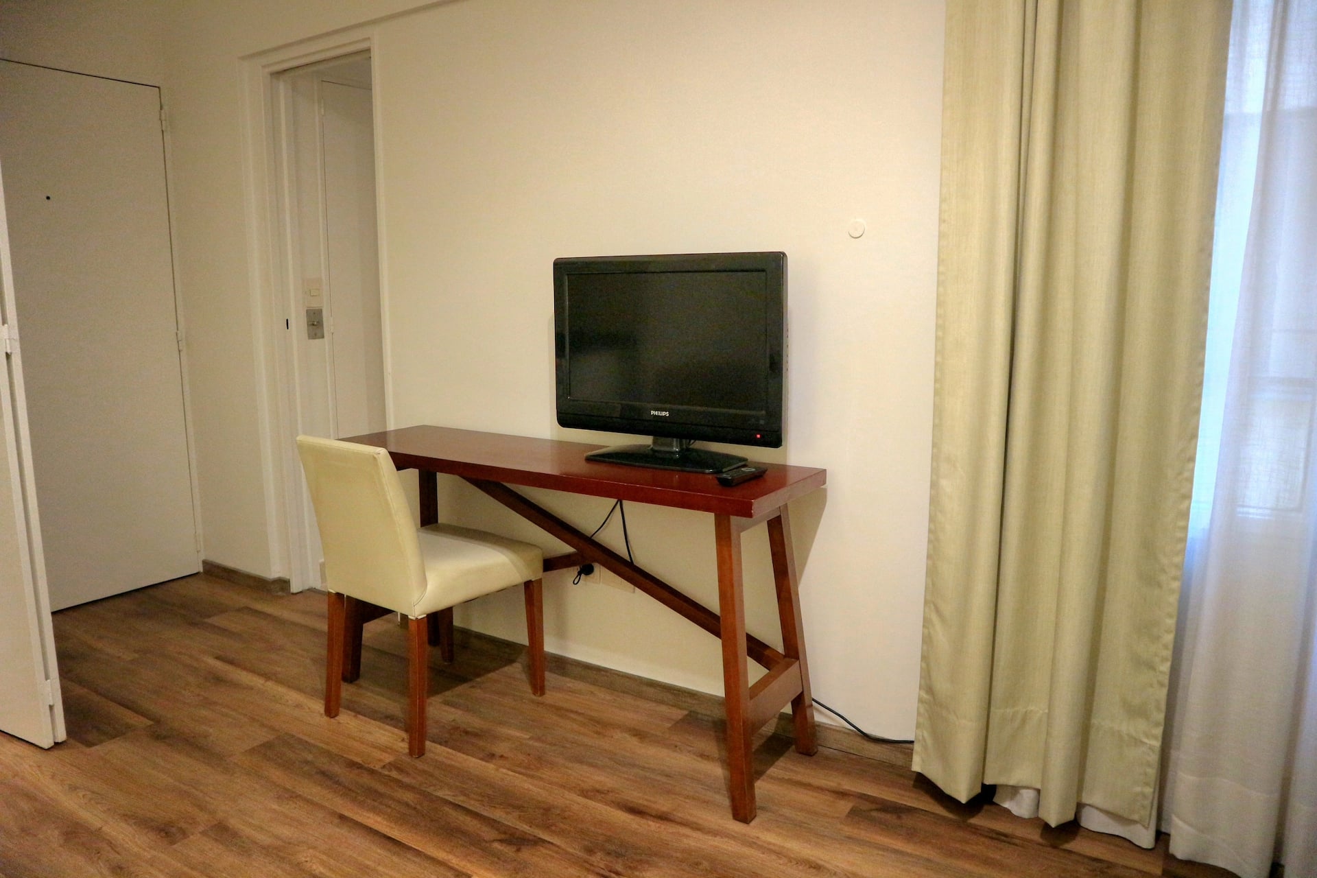 Furnished studio in Retiro with gym and laundry access