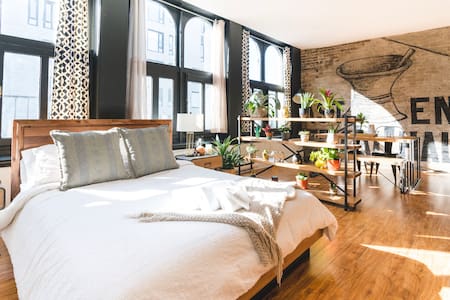 The Historic 1800s Loft in Old Montreal