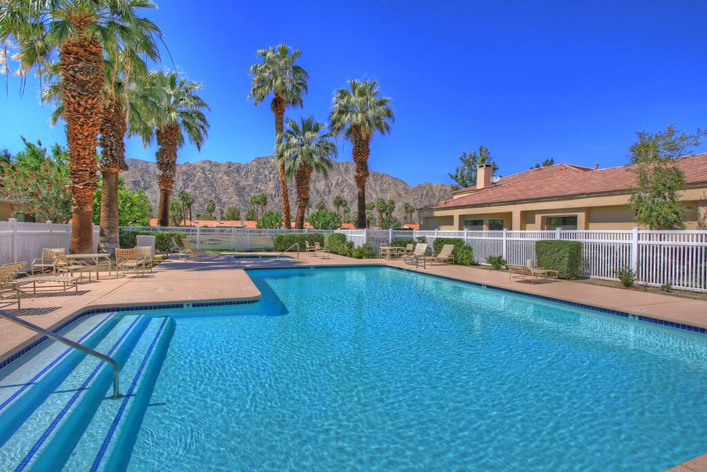 Community pool