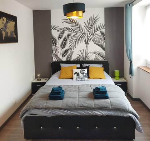 T2 apartment and cozy calm with private parking