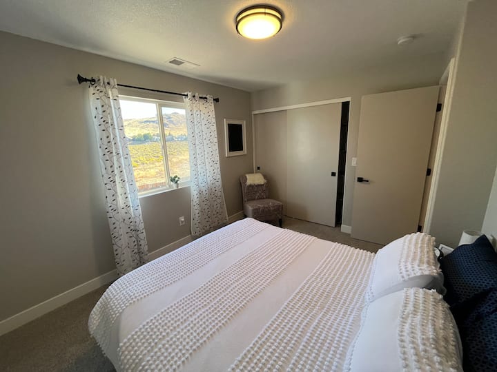 სტუმრების საძინებელი 