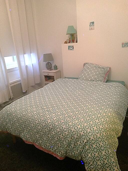 Chambre - lit confortable 140