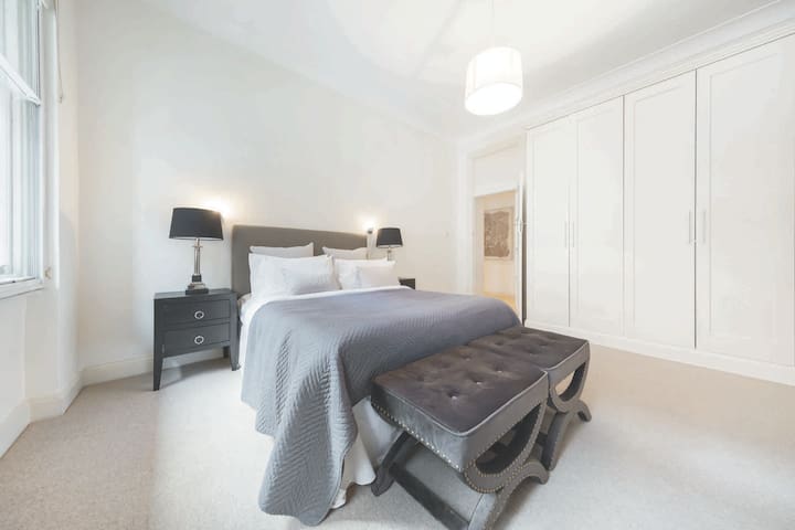 Lovely 3 bedroom flat in Chelsea