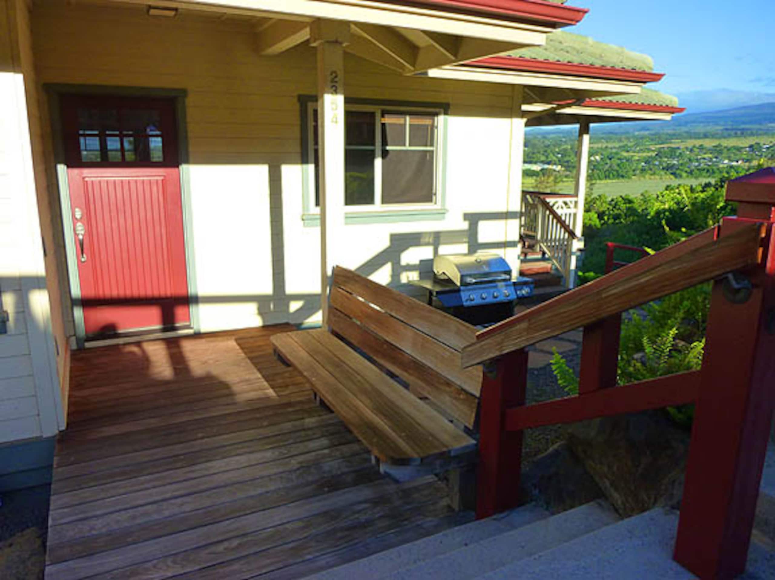 Home in Haiku-Pauwela · ★4.91 · 2 bedrooms · 3 beds · 1 bath - Photo 8