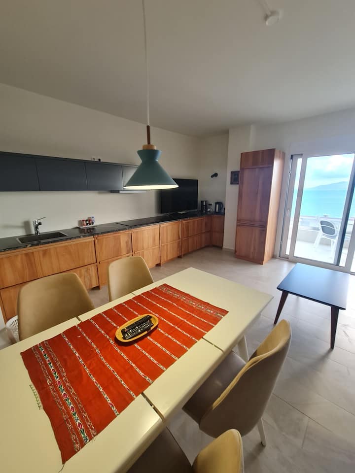Luxury Apartment 2+2 - Saranda