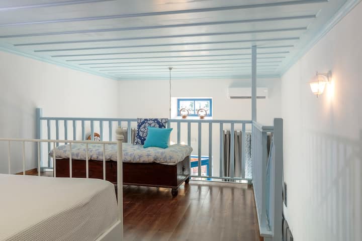 Loft spavaća soba.