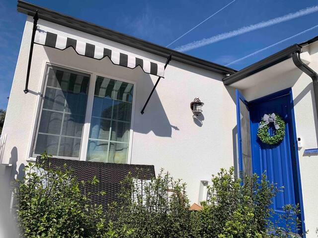 3 Blocks to Windansea! Charming-Cozy-Hot Tub-Yards