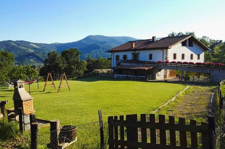 Casa Rural Troya a 10min de San Sebastian