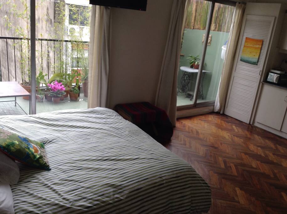 La cama puede ser doble o dos simples