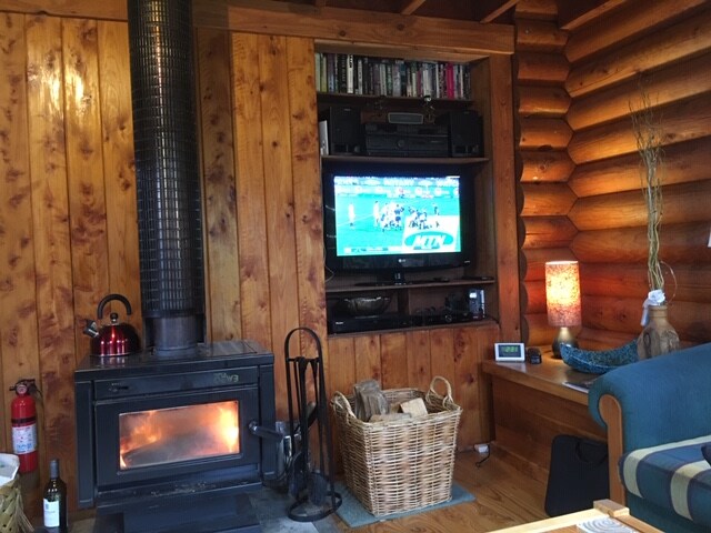 Popular Airbnb listing: The Log Cabin Mt Lyford in Hurunui District West
