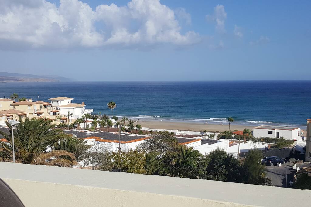 Vistas desde la terraza principal. Encima de usted el cielo.