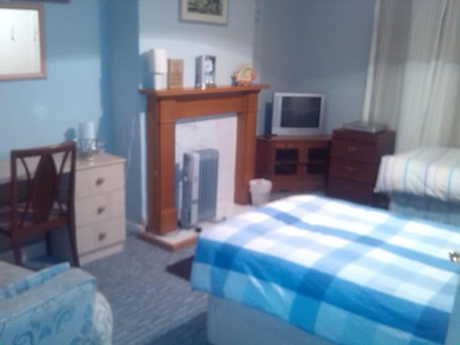 Guest room