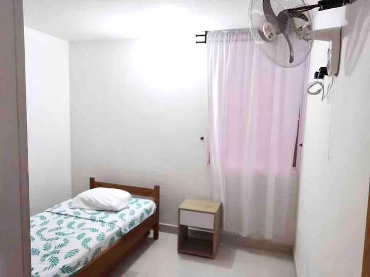 ห้องรองพร้อมเตียงสองชั้น 