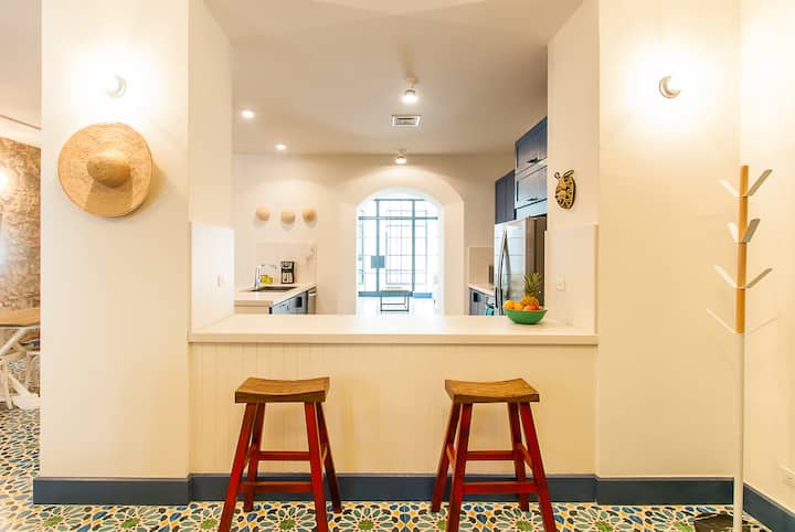 Unique Historic House in Casco