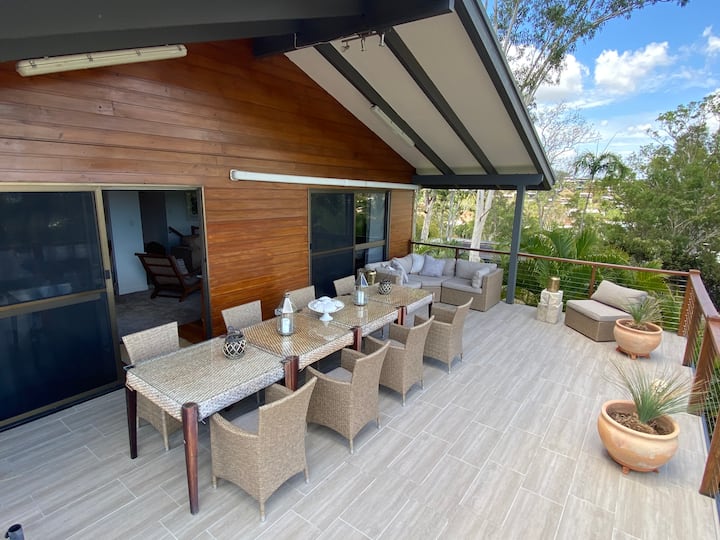 Relaxed bright & spacious holiday home Houses for Rent in Cannonvale