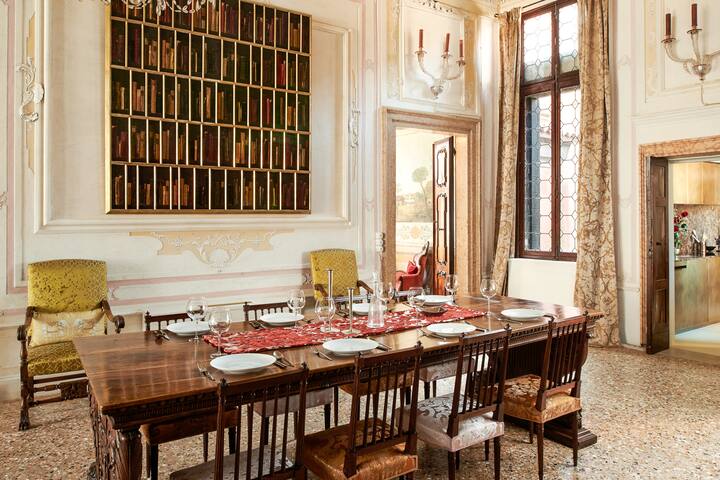 Lena gallery image 4