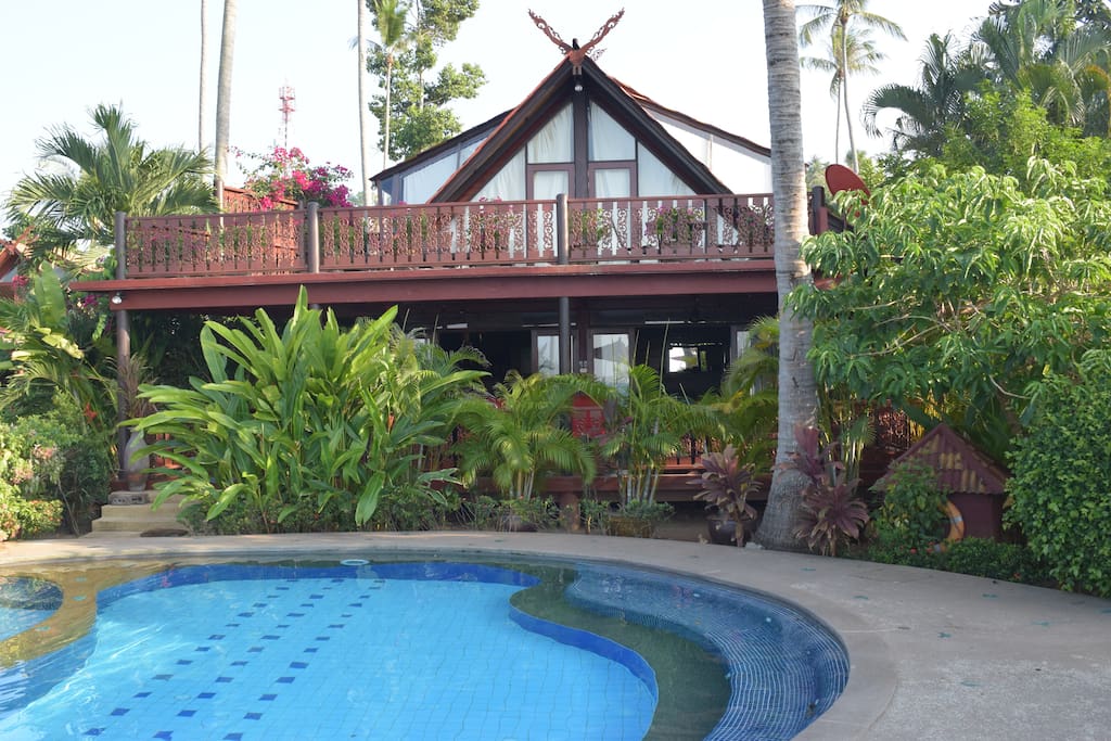 Villa Bronze