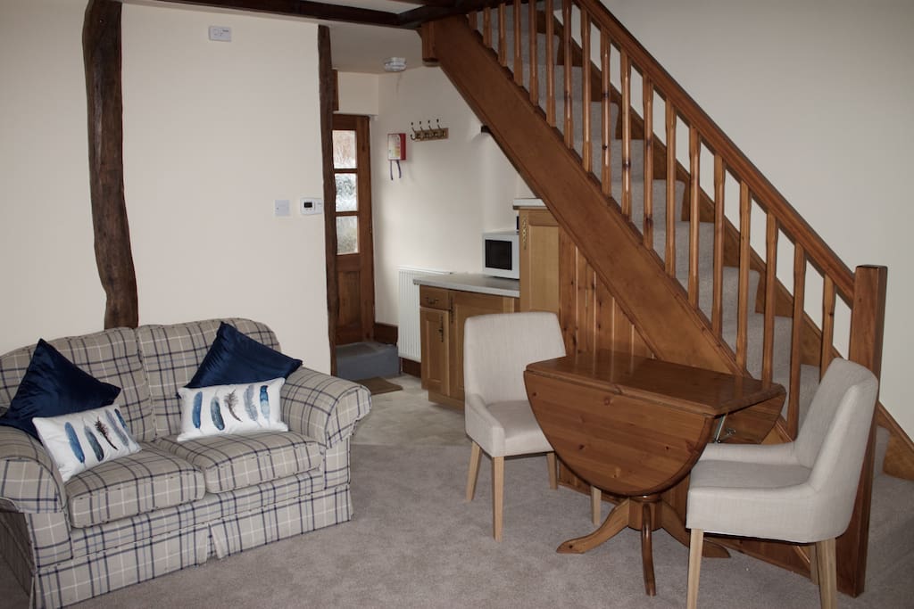 Lounge/dining room