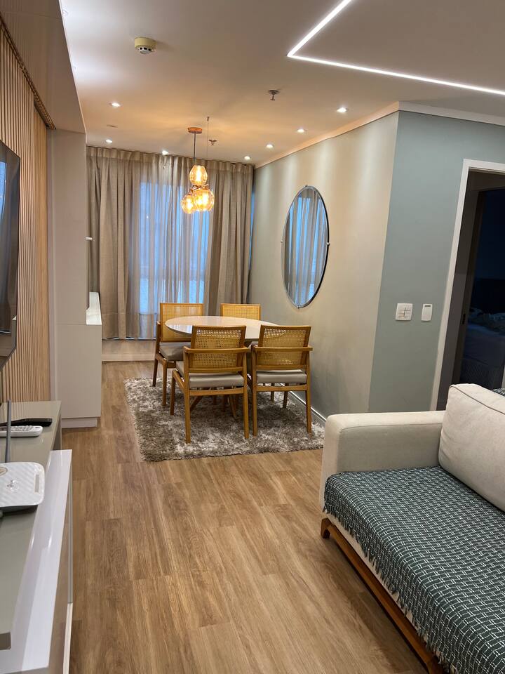 Cozy apartment, 2 Qts, Metropolitan Mall