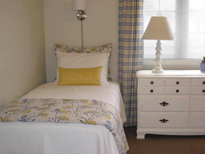 ห้องเตียงคู่เหมาะมากถ้าคุณพาเด็กมาด้วยและเหมาะสำหรับผู้ใหญ่ไม่แพ้กัน