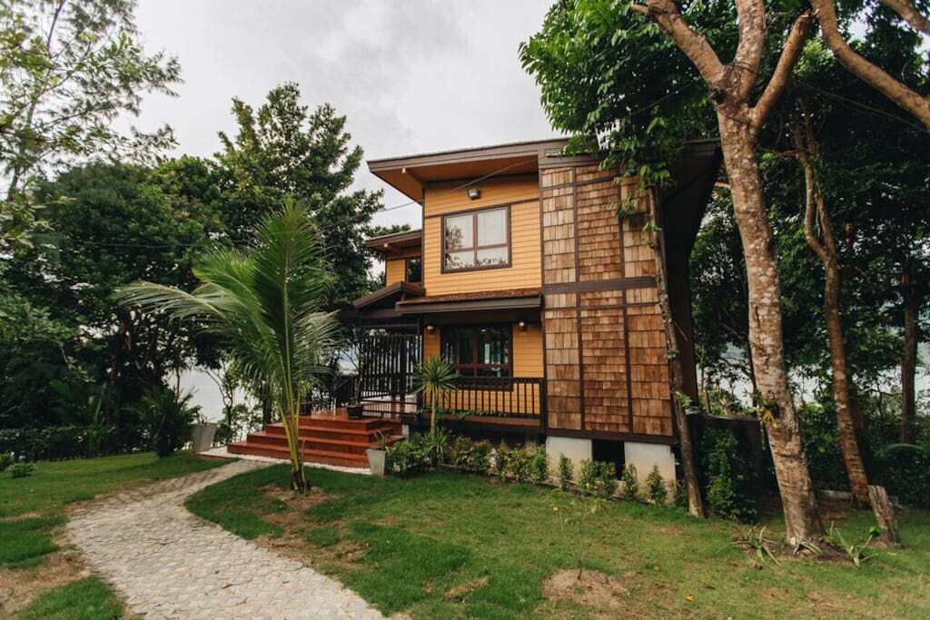 Welcome to Cashew Nut Coves Windcatcher House