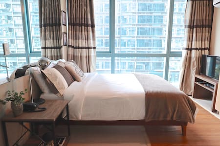 1BR One Uptown BGC across Uptown Mall, Grand Hyatt