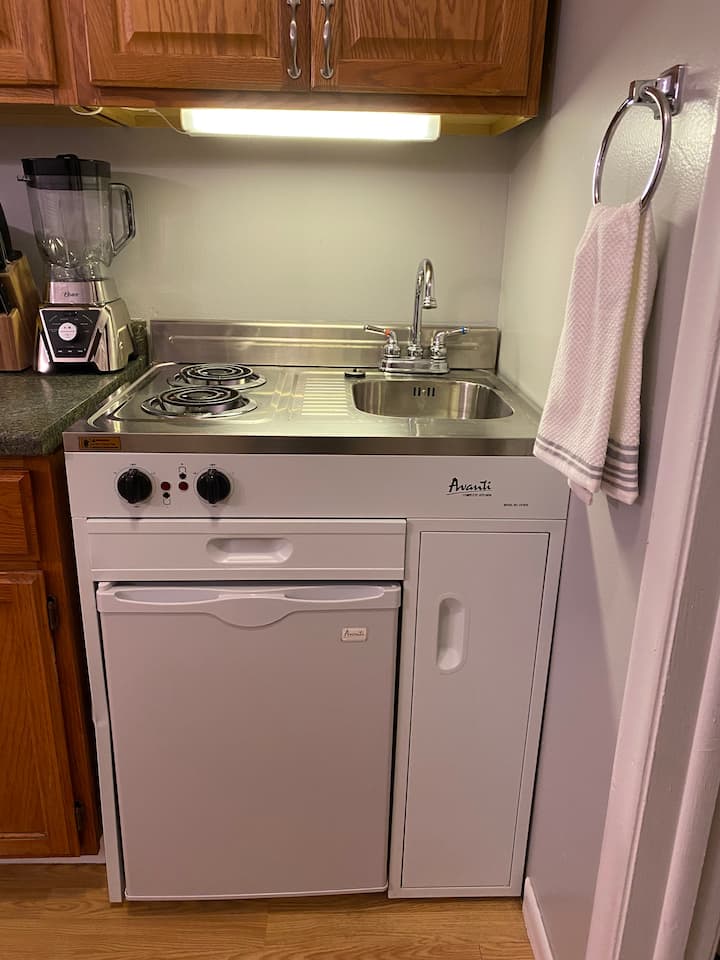 *Charming Studio, 3 Doors Off Main+private Porch - 伯明罕