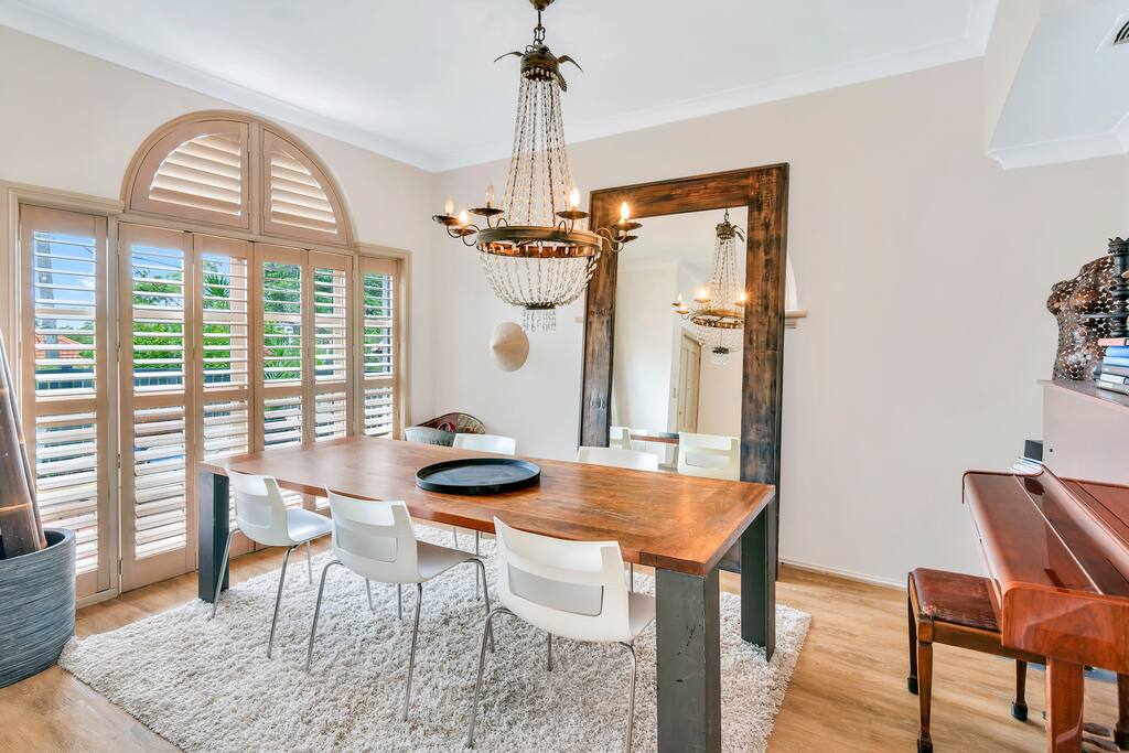 dining room