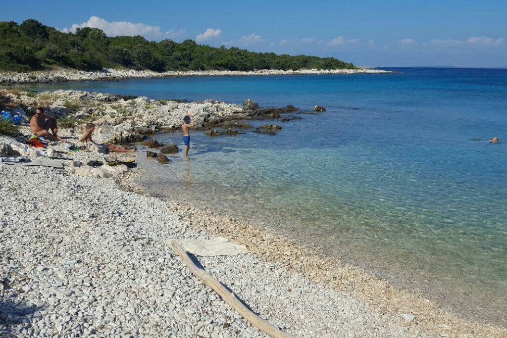 Zadrljan pebble beach