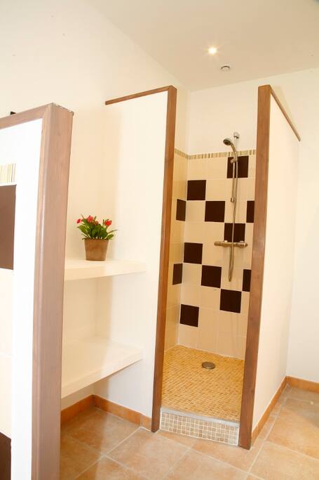 CSALLE D'EAU et WC