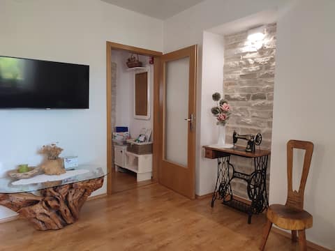 Top performing Airbnb: House Kuna - a house for rest and relaxation - Krka National Park in Grad Drniš