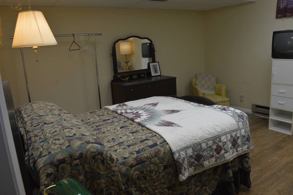 Bedroom, double bed with extremely comfy matress