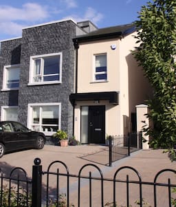 Rathcoole Vacation Rentals & Homes - County Dublin, Ireland 