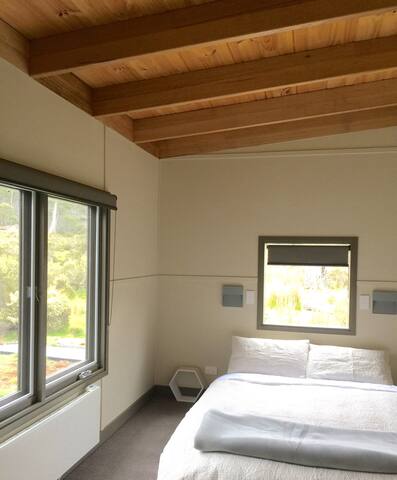 Cradle Mountain House, restored house on 100 acres gallery image 5