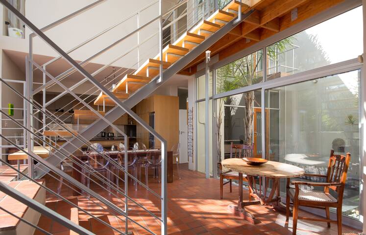 Modern & bright Fresnaye Home gallery image 2