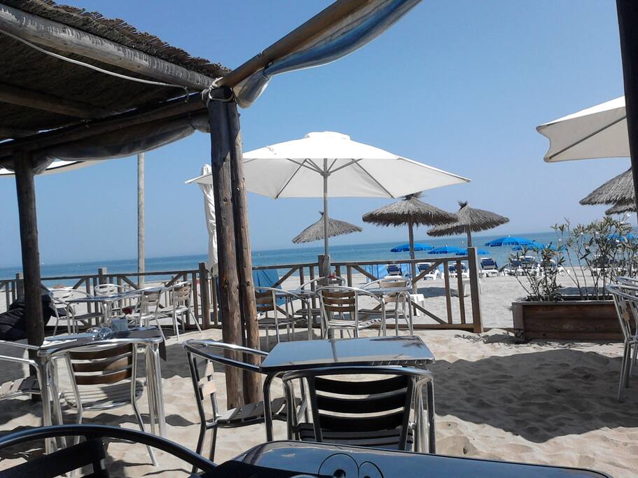 le restaurant de plage, avant l'affluencek