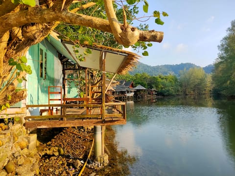 AC bungalow lagoon view (A1) Blue Lagoon Resort