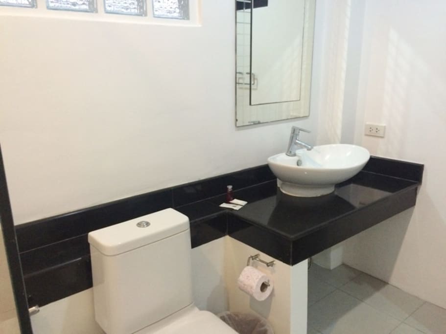Bathroom ( Master Bedroom )