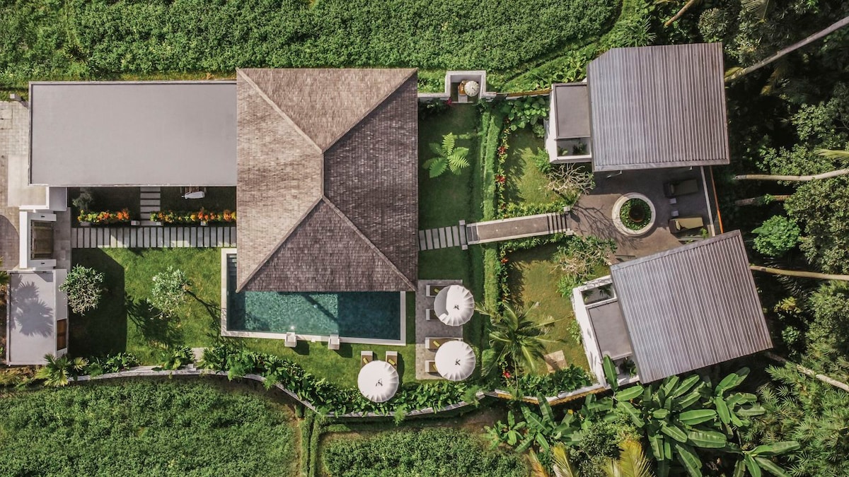 Villa in Kecamatan Ubud · ★5.0 · 3 bedrooms · 3 beds · 3 baths, συγκρίσιμο Airbnb