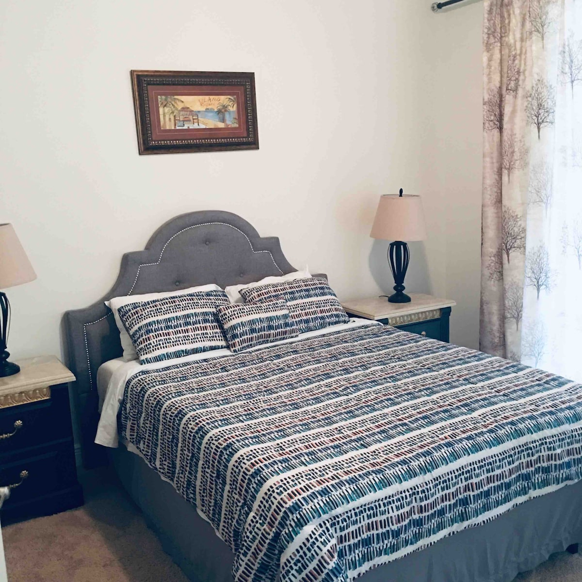 Downstair Masterbedroom-2