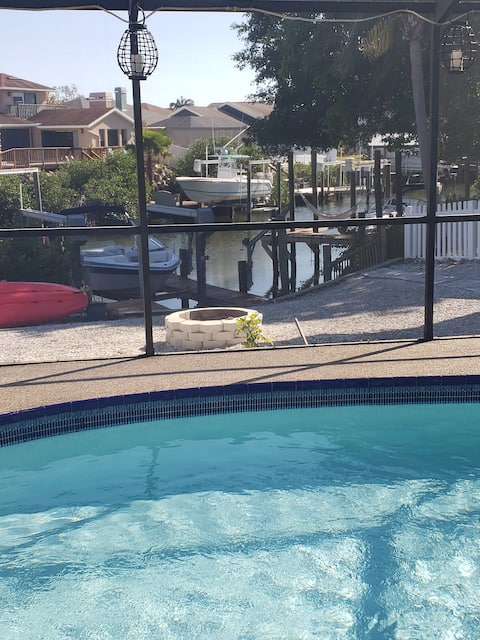 Successful Airbnb property: The Dolphin House private heated pool kayaks in Apollo Beach
