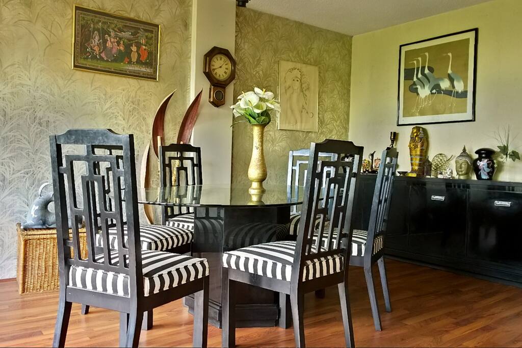 Dinning Table for 6