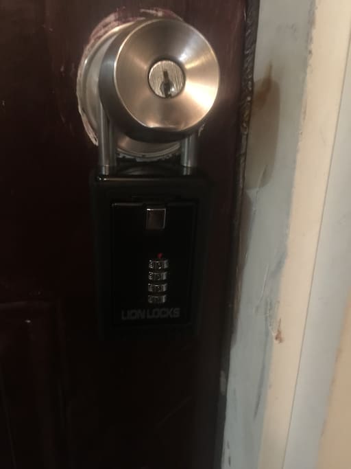 FRONT DOOR LOCKBOX: Current Combination is provided in Guest Resources--only accessible after a reservation is made. The lockbox is attached to the front door knob.