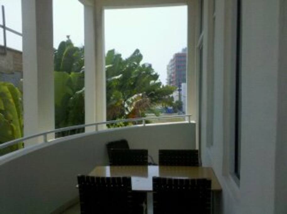 PRIVATE BALCONY