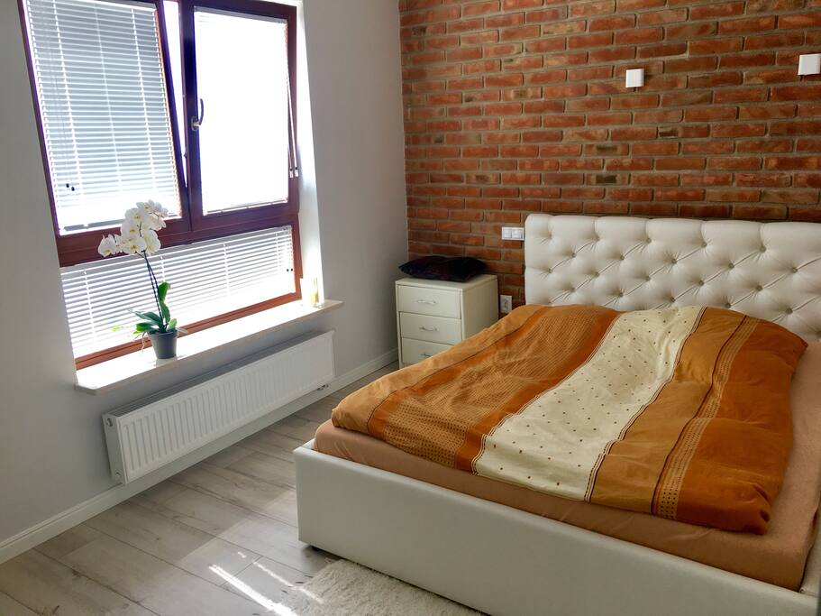 2m width comfortable bed